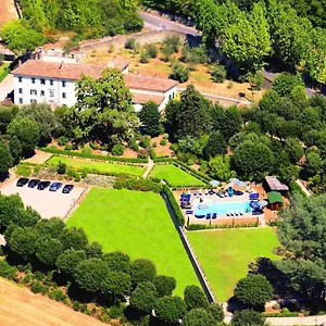 & Hotel