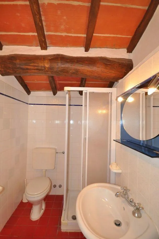 Borgo Del Castagno Guest House Cortona 0*,  Italy