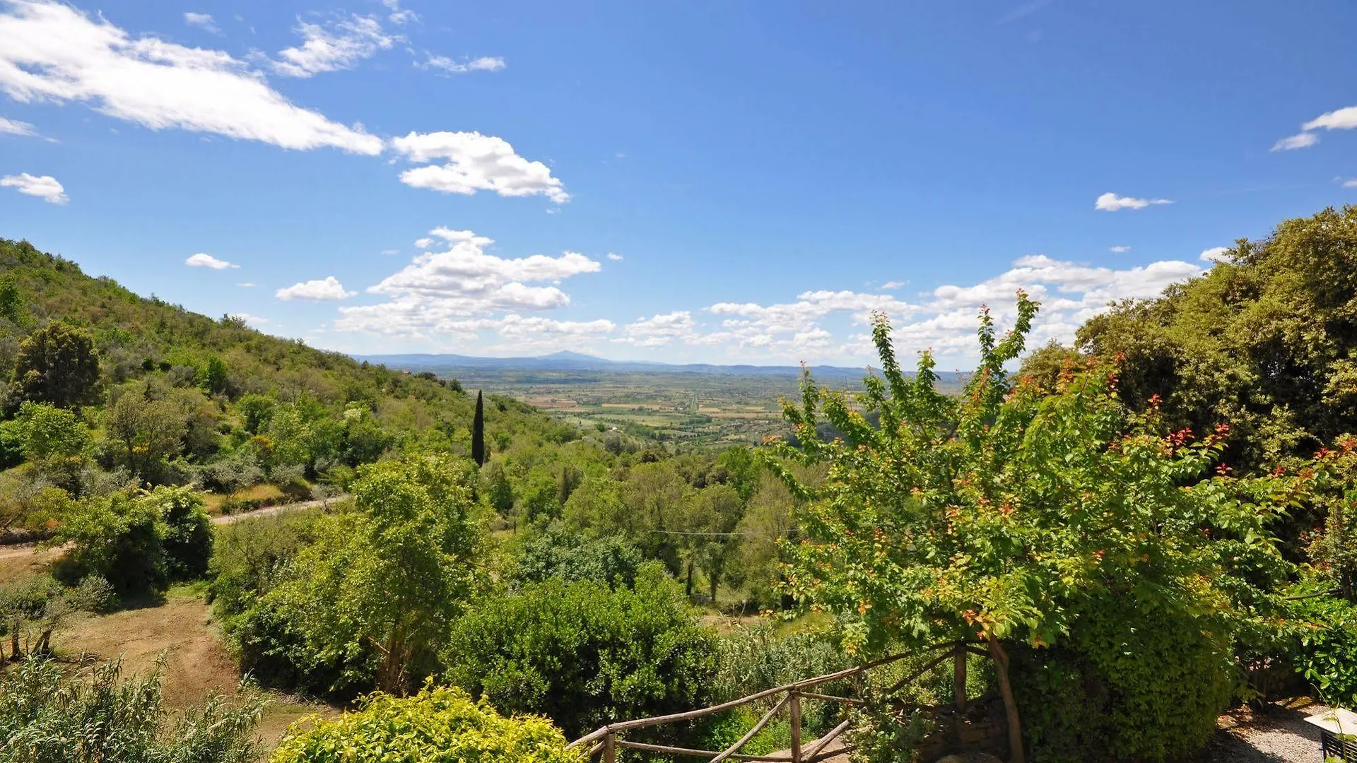 Borgo Del Castagno Guest House Cortona Italy