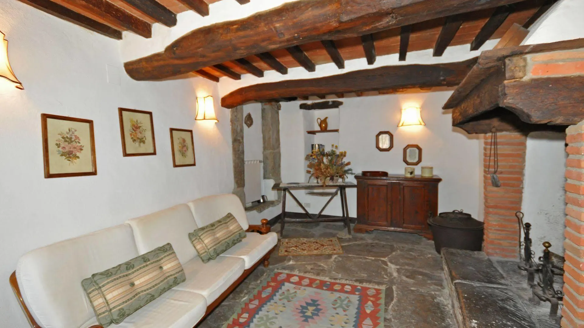 Borgo Del Castagno Guest House Cortona Country house