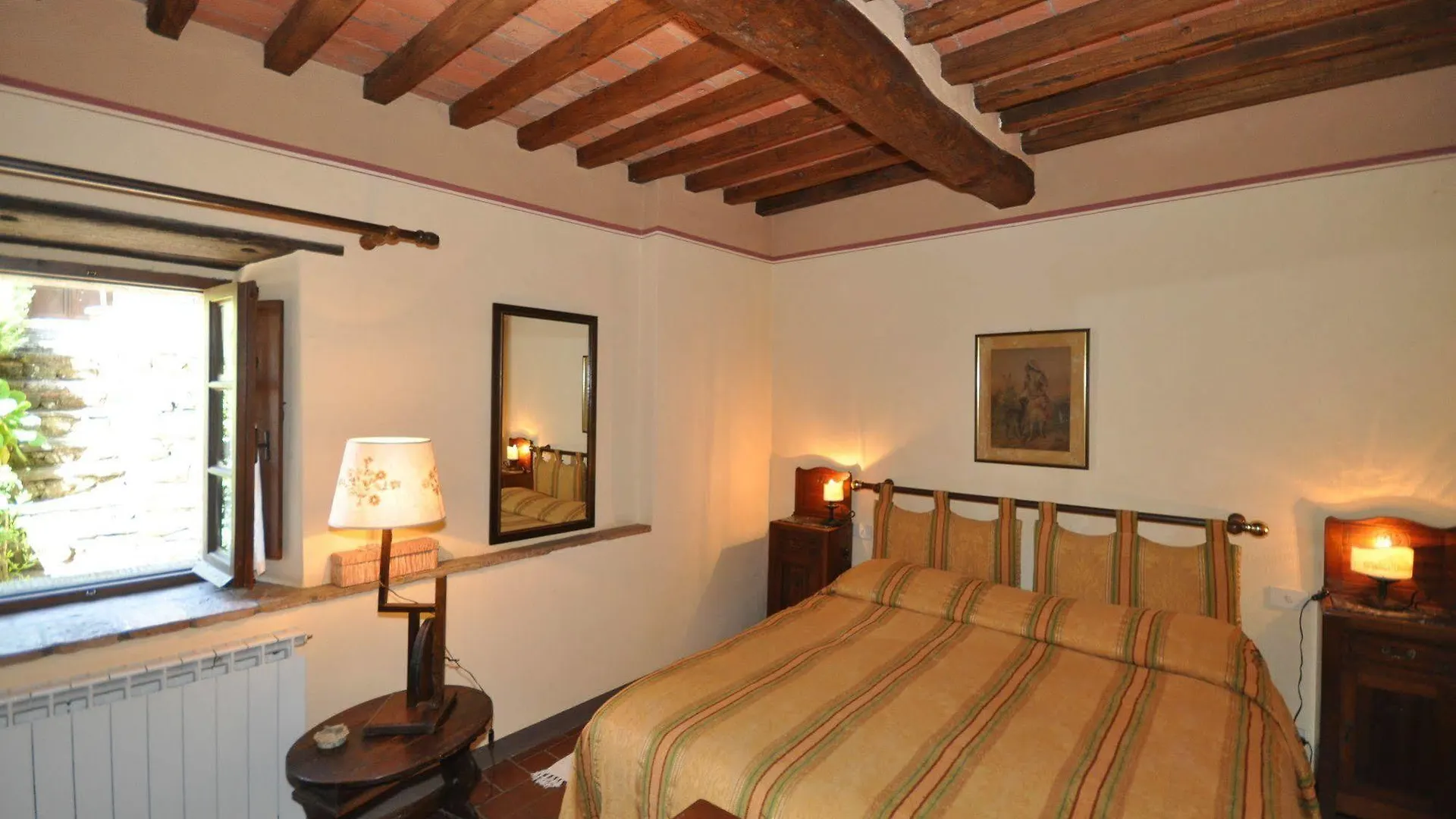 Borgo Del Castagno Guest House Cortona 0*,  Italy