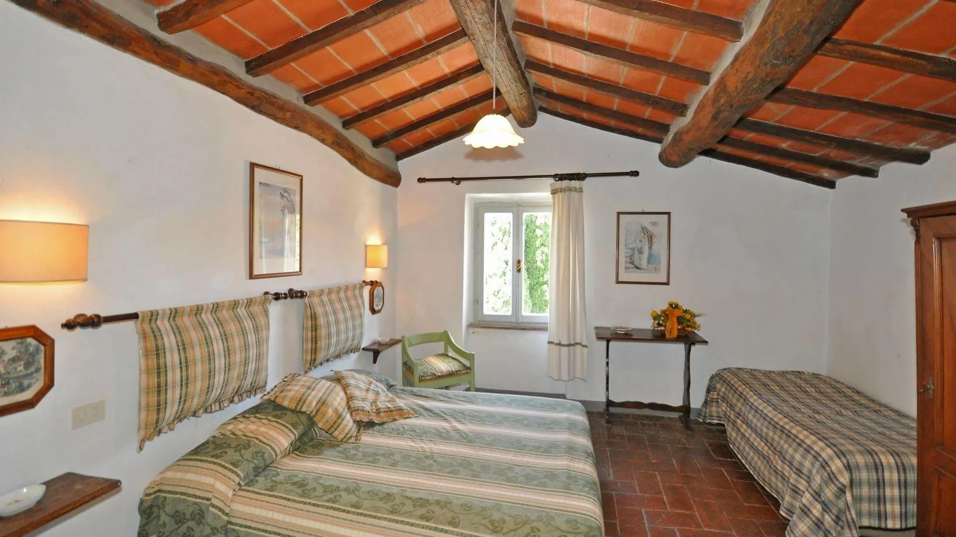 Country house Borgo Del Castagno Guest House Cortona Italy